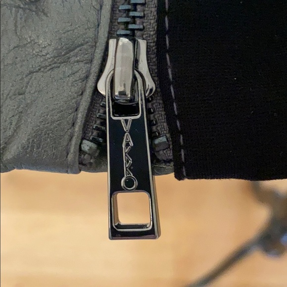 Vakko leather silver jacket - Picture 6 of 8